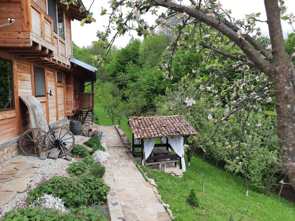 Guest House Kandaferi 2 Elena Bagian luar foto