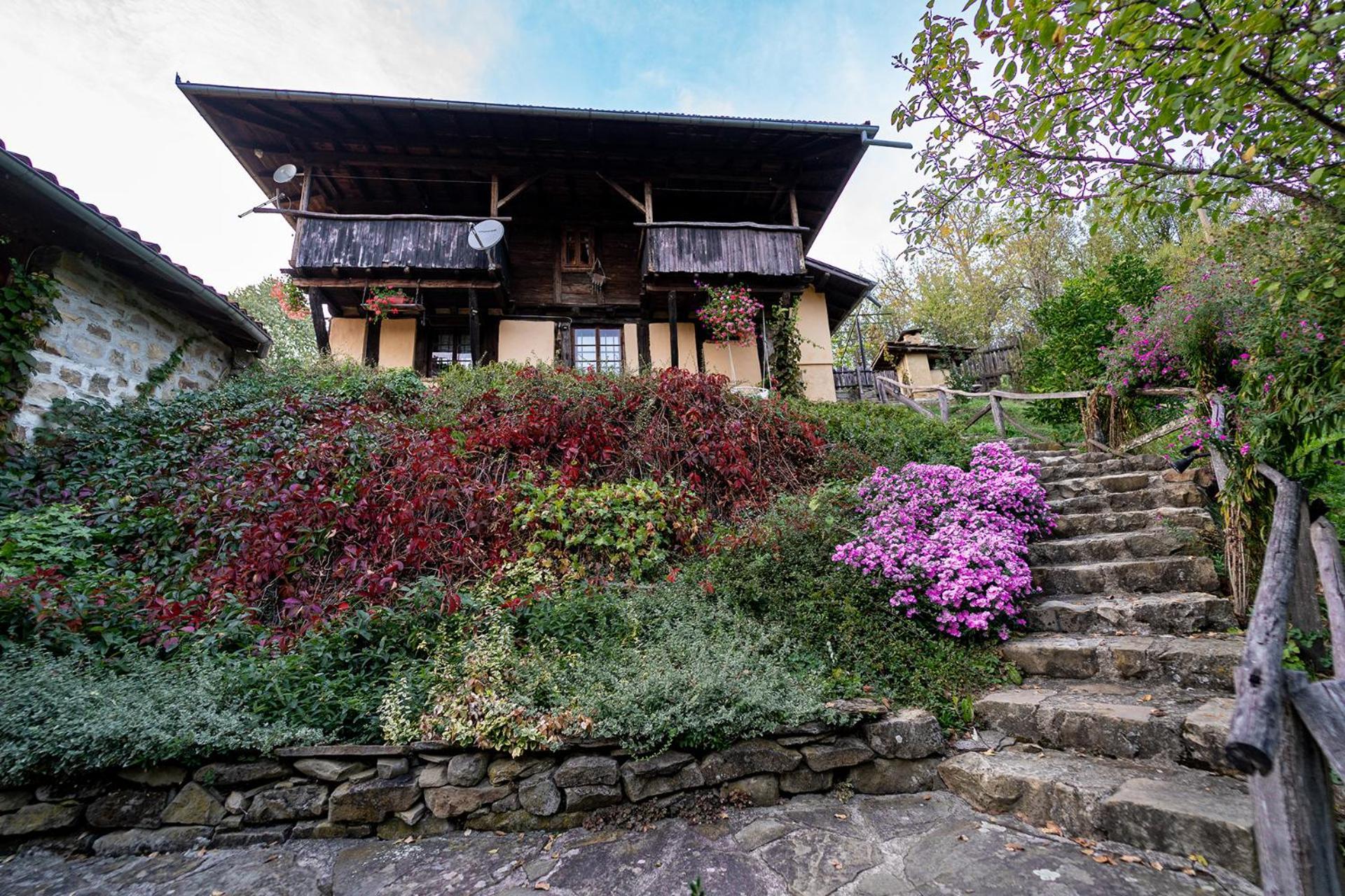 Guest House Kandaferi 2 Elena Bagian luar foto